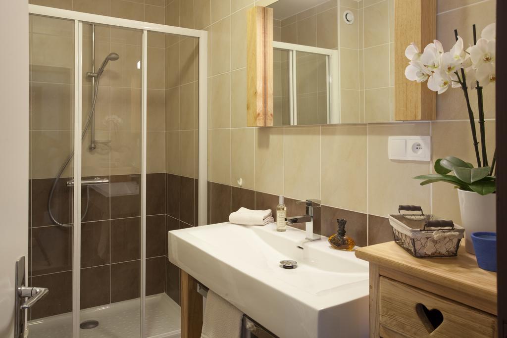 Appartement Zian Lullin Exterior foto